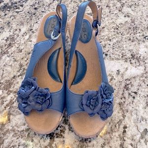 b.o.c blue sandals. Used good condition. Size 10